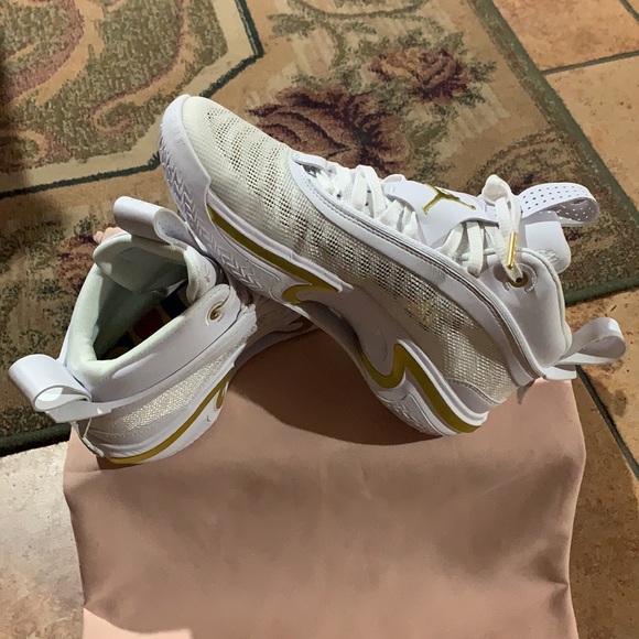 AIR JORDAN 36 SE “GLORY” LUXURY SNEAKERS (PREMIUM) - Picture 2 of 14